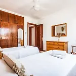 Pepita Villa *
