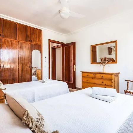 Pepita Villa *