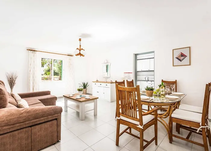 Pepita Villa Binibeca